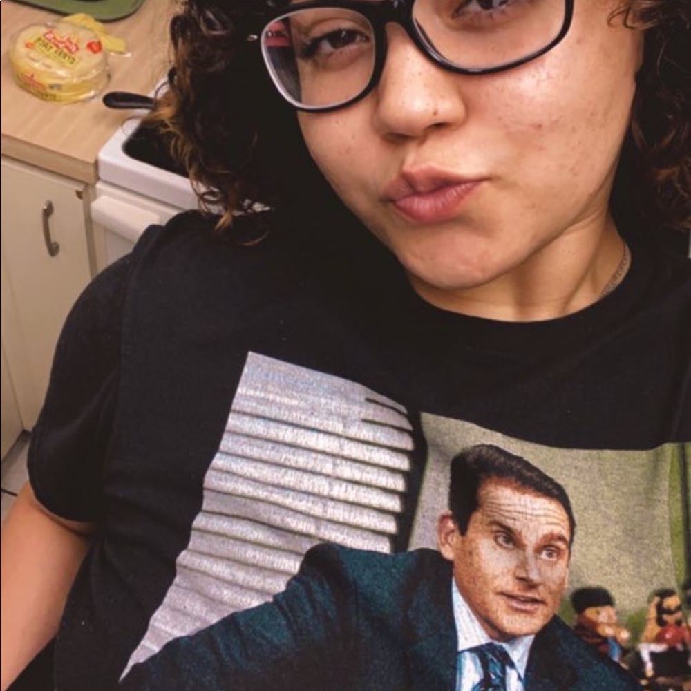 Meet your Posher, Amelia